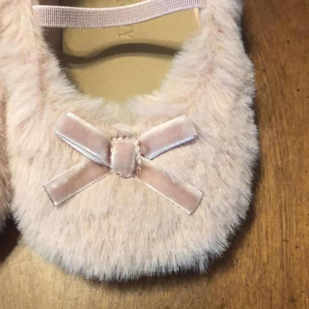 Cozy faux fur ballet flats for baby girl 12-18 months